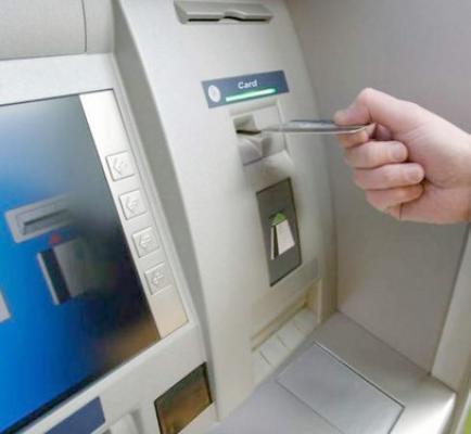 Furt în premieră la Constanţa, dintr-un ATM: hoţii au folosit o pensetă